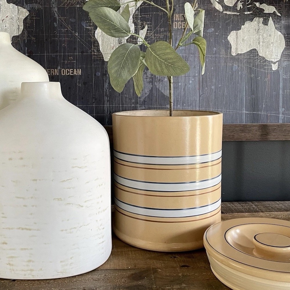 Large 10" WILLIAMS-SONOMA Striped Yellow Molly Stone Crock Canister Stoneware